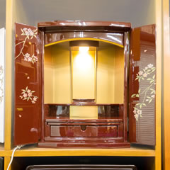 18号 ワイン 桜の正面写真