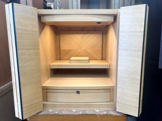 16号 リスン ライトの正面写真